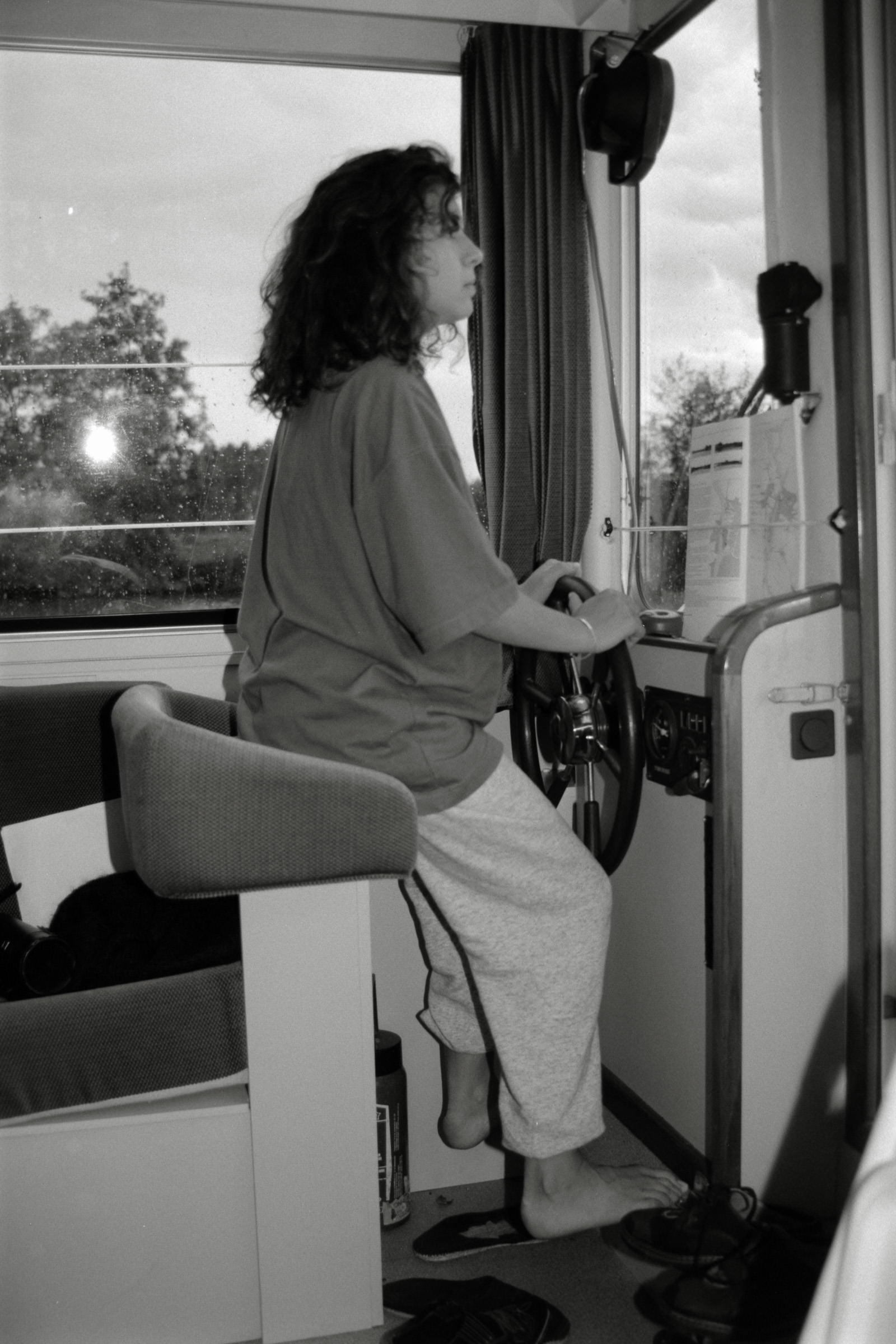 AHP F1990 09 004 sc250506 img16 NLP